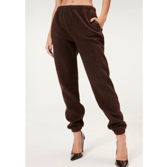 NWT Good American Coffee Brown Sherpa Boyfriend Sweatpant - Size 3 (L) - Picture 1 of 7